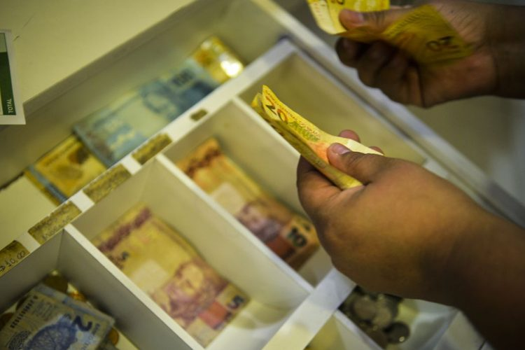 IGP-M registra deflação de 0,97% em outubro